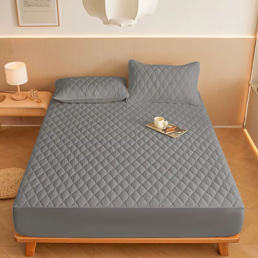 Combo Protector Antifluido + Fundas